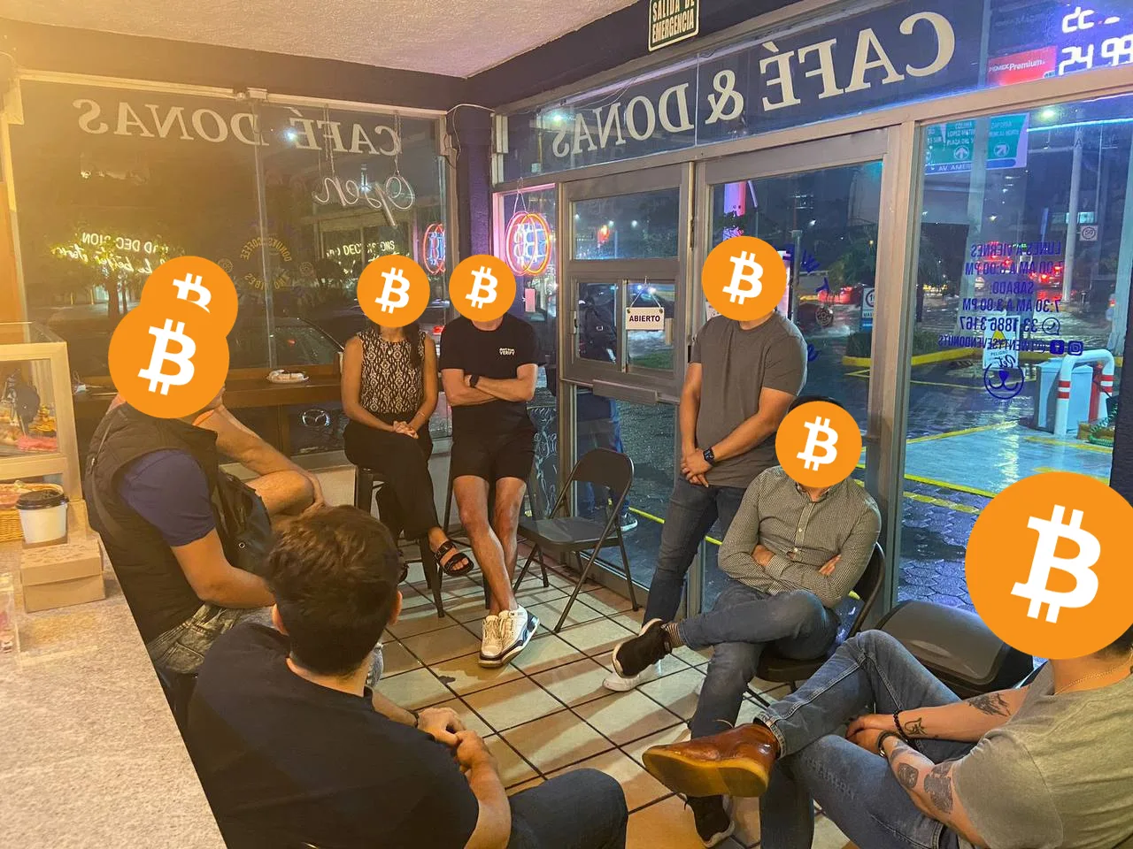 Bitcoin community members gathered for a conversation in Guadalajara